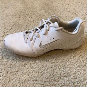 Nike cheer shoes
